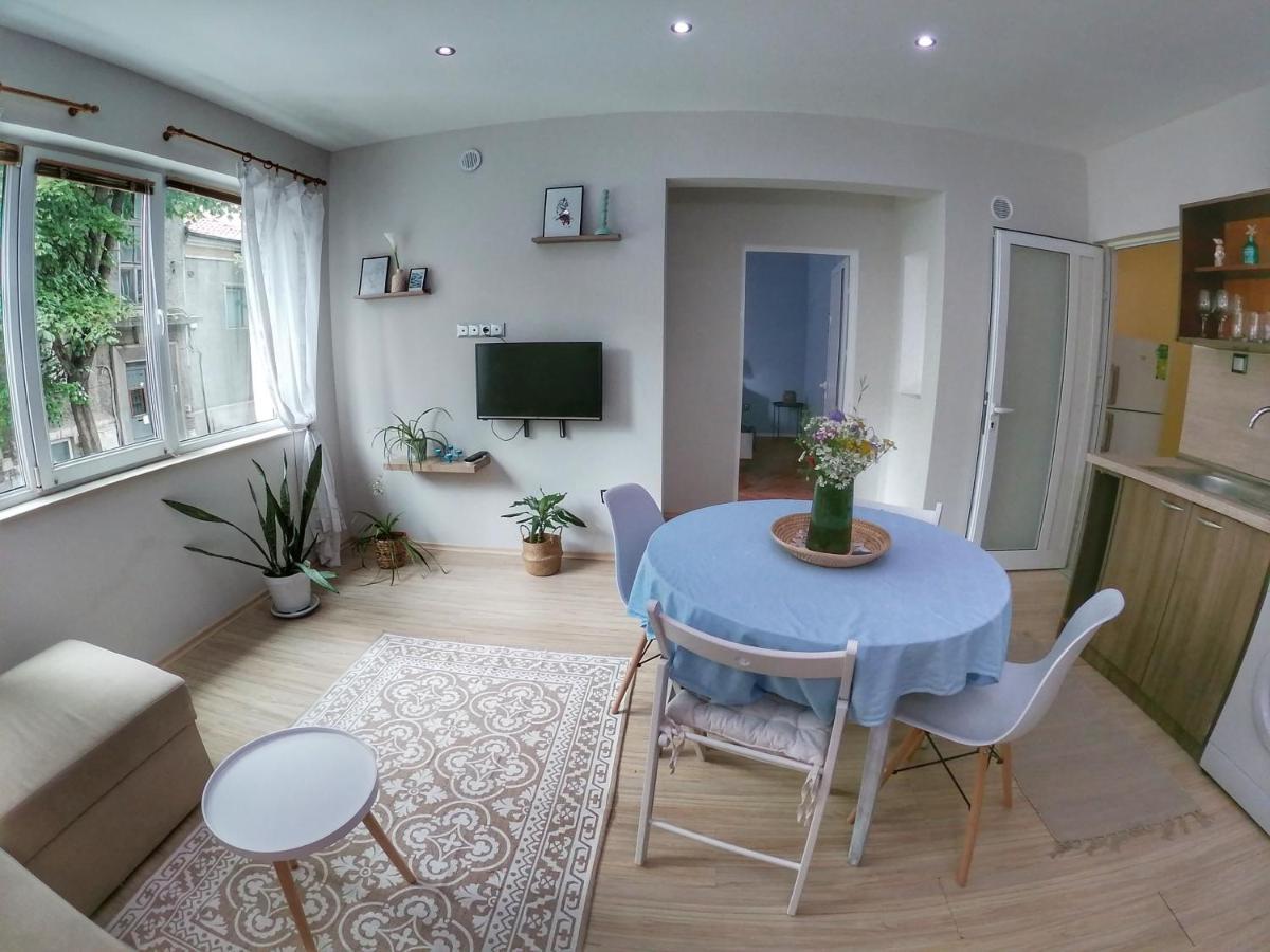 Into The Blue, 4 Guests, 5 Min Away From The Beach Varna Exterior photo