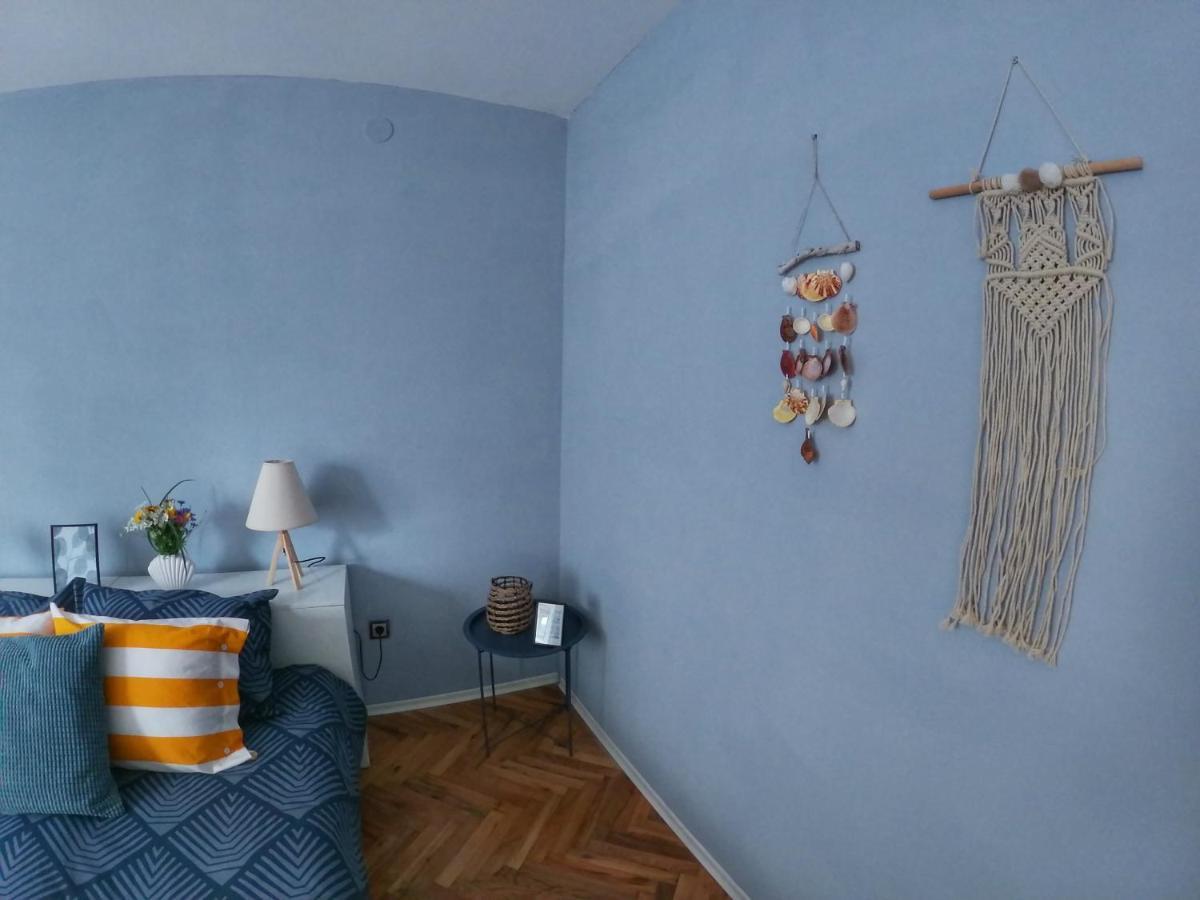 Into The Blue, 4 Guests, 5 Min Away From The Beach Varna Exterior photo